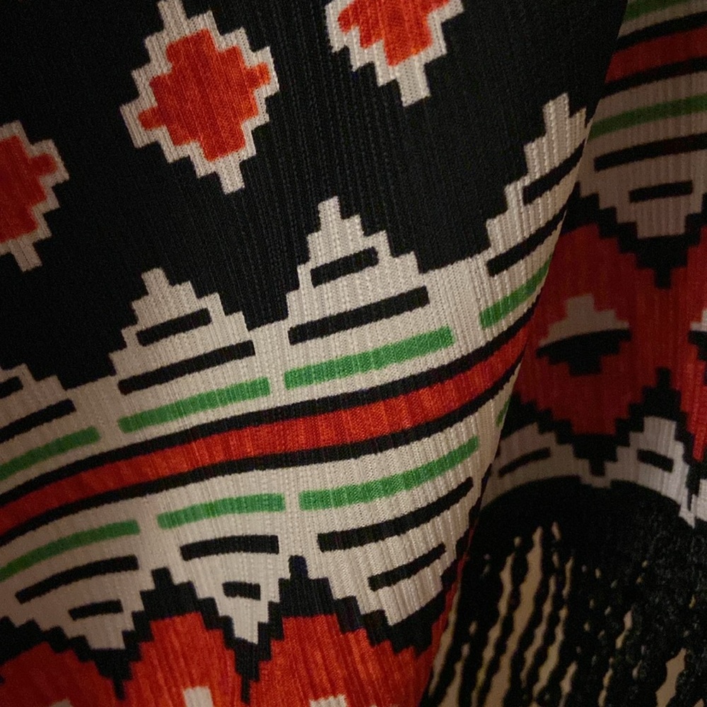 Adore size L poncho lightweight sweater one arm - Picture 4 of 12